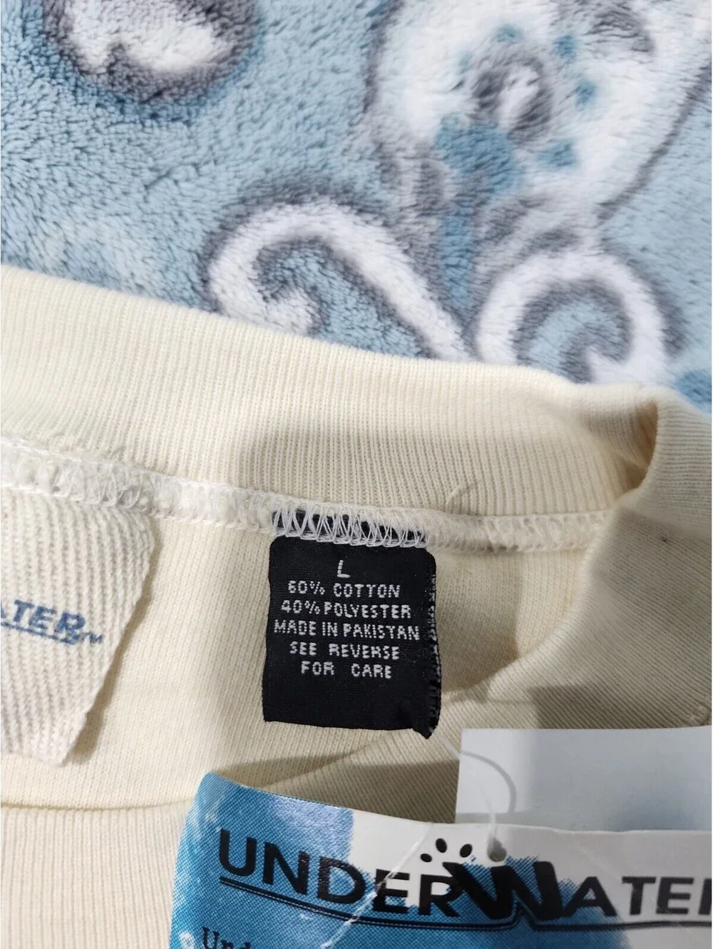 Vintage 90s Sweatshirt Mens L  Dolphin Nature Animal Made in USA Sun Distressed